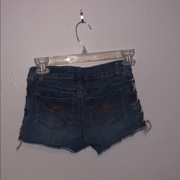 Justice Girls Sz.12 Shorts. Lace Up the Sides. - Picture 2 of 2